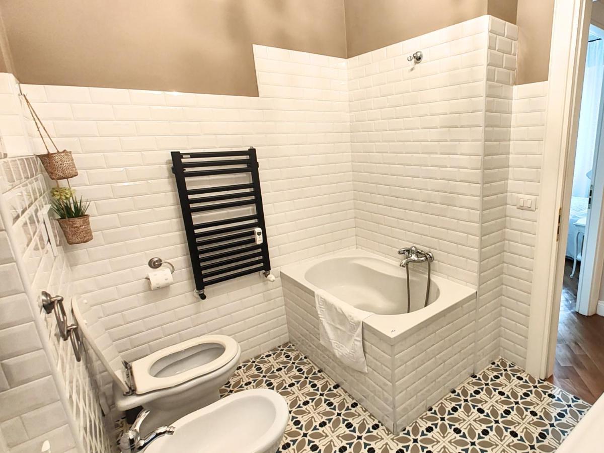 רומא Luxury Apartment By Palazzo Senesi מראה חיצוני תמונה